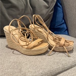 Soda Lace up wedges size 9